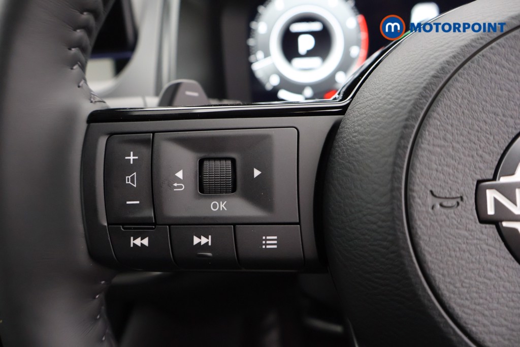 Nissan Qashqai N-Connecta Automatic Petrol SUV - Stock Number (1569412) - 2nd supplementary image