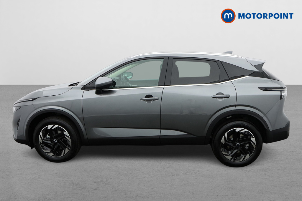 Nissan Qashqai N-Connecta Automatic Petrol SUV - Stock Number (1569412) - Passenger side