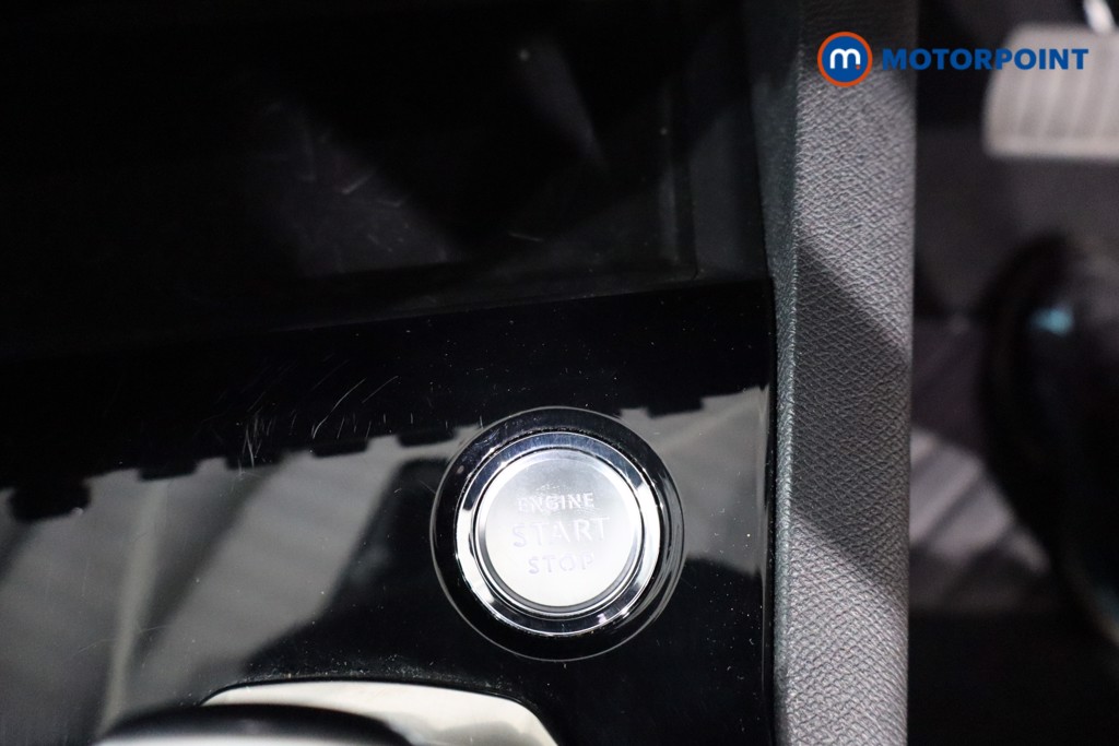 Peugeot 3008 Gt Line Premium Automatic Petrol SUV - Stock Number (1569522) - 13th supplementary image