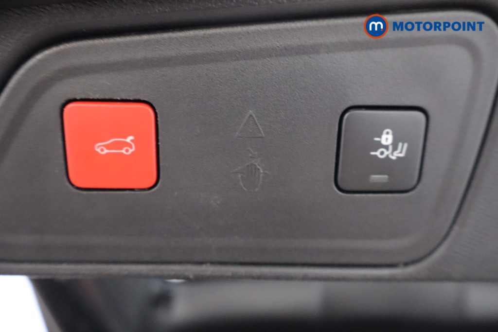 Peugeot 3008 Gt Line Premium Automatic Petrol SUV - Stock Number (1569522) - 38th supplementary image