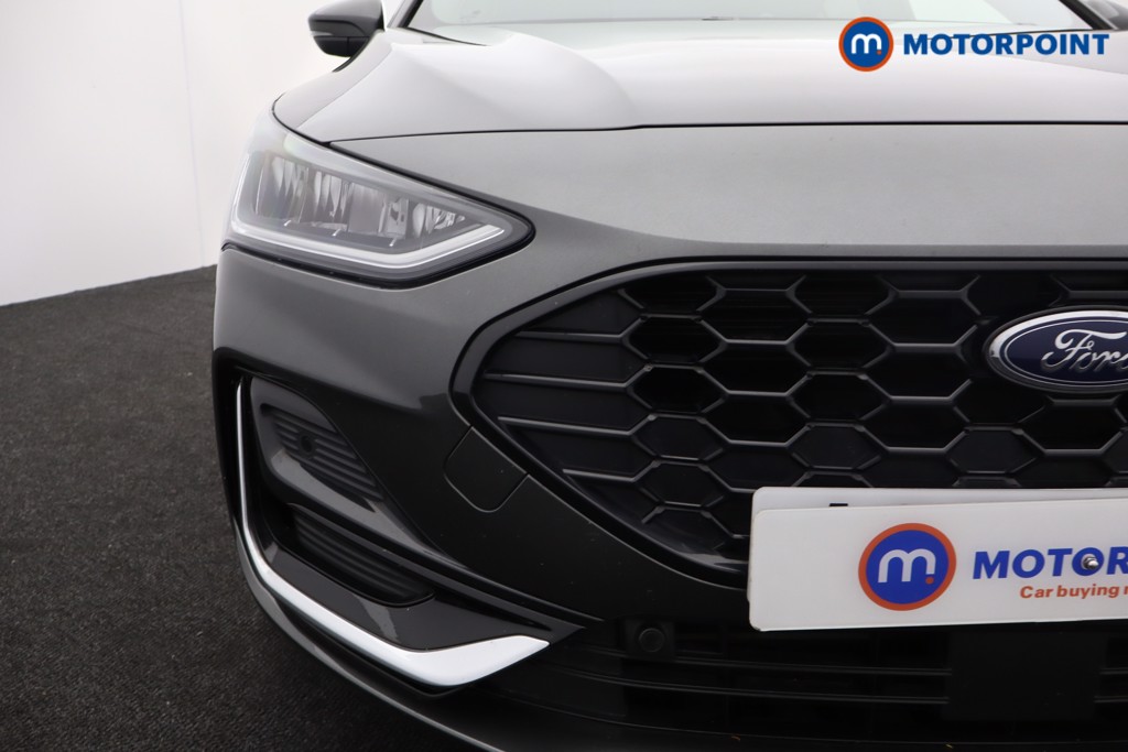 Ford Focus St-Line Vignale Manual Petrol-Electric Hybrid Hatchback - Stock Number (1569623) - 30th supplementary image
