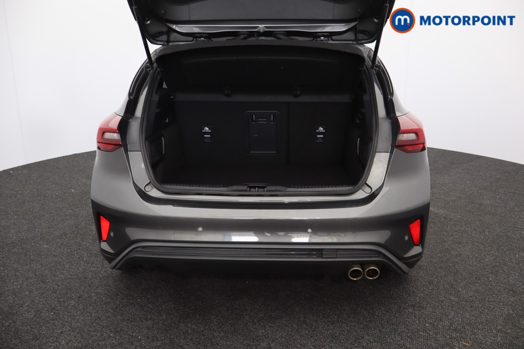 Ford Focus St-Line Vignale Manual Petrol-Electric Hybrid Hatchback - Stock Number (1569623) - 37th supplementary image