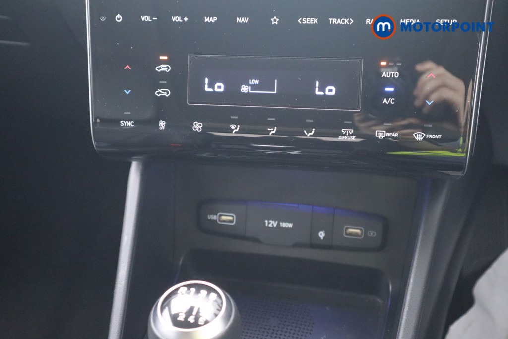 Hyundai Tucson Ultimate Manual Petrol SUV - Stock Number (1569706) - 3rd supplementary image