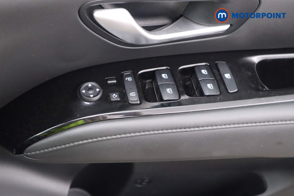 Hyundai Tucson Ultimate Manual Petrol SUV - Stock Number (1569706) - 13th supplementary image