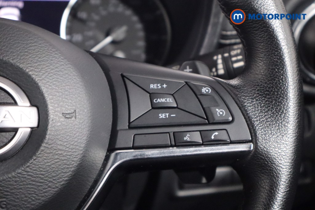 Nissan Juke N-Connecta Automatic Petrol SUV - Stock Number (1569841) - 8th supplementary image