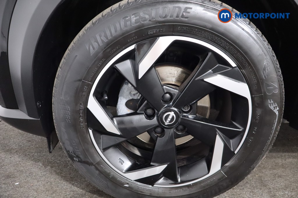 Nissan Juke N-Connecta Automatic Petrol SUV - Stock Number (1569841) - 11th supplementary image
