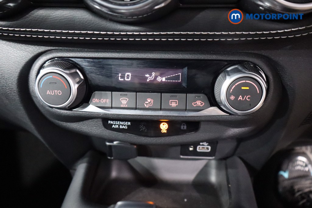 Nissan Juke N-Connecta Automatic Petrol SUV - Stock Number (1569841) - 16th supplementary image