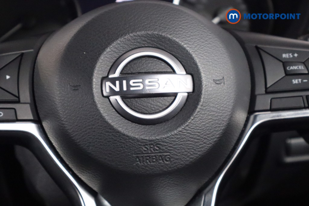 Nissan Juke N-Connecta Automatic Petrol SUV - Stock Number (1569841) - 18th supplementary image