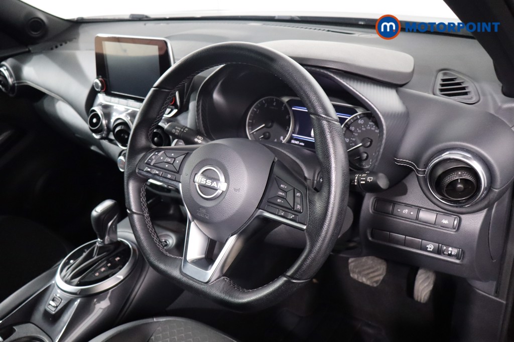 Nissan Juke N-Connecta Automatic Petrol SUV - Stock Number (1569841) - 23rd supplementary image