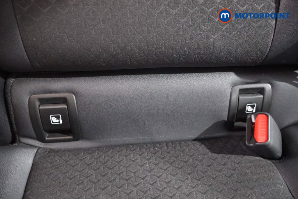 Nissan Juke N-Connecta Automatic Petrol SUV - Stock Number (1569841) - 25th supplementary image