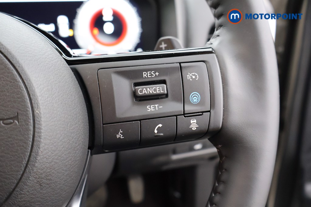 Nissan X-Trail N-Connecta Automatic Petrol-Electric Hybrid SUV - Stock Number (1569968) - 3rd supplementary image