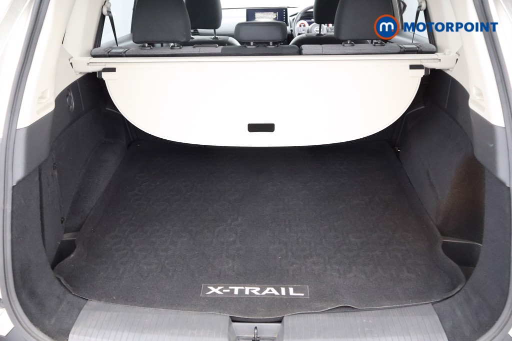 Nissan X-Trail N-Connecta Automatic Petrol-Electric Hybrid SUV - Stock Number (1569968) - 12th supplementary image