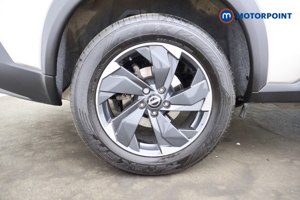Nissan X-Trail N-Connecta Automatic Petrol-Electric Hybrid SUV - Stock Number (1569968) - 17th supplementary image