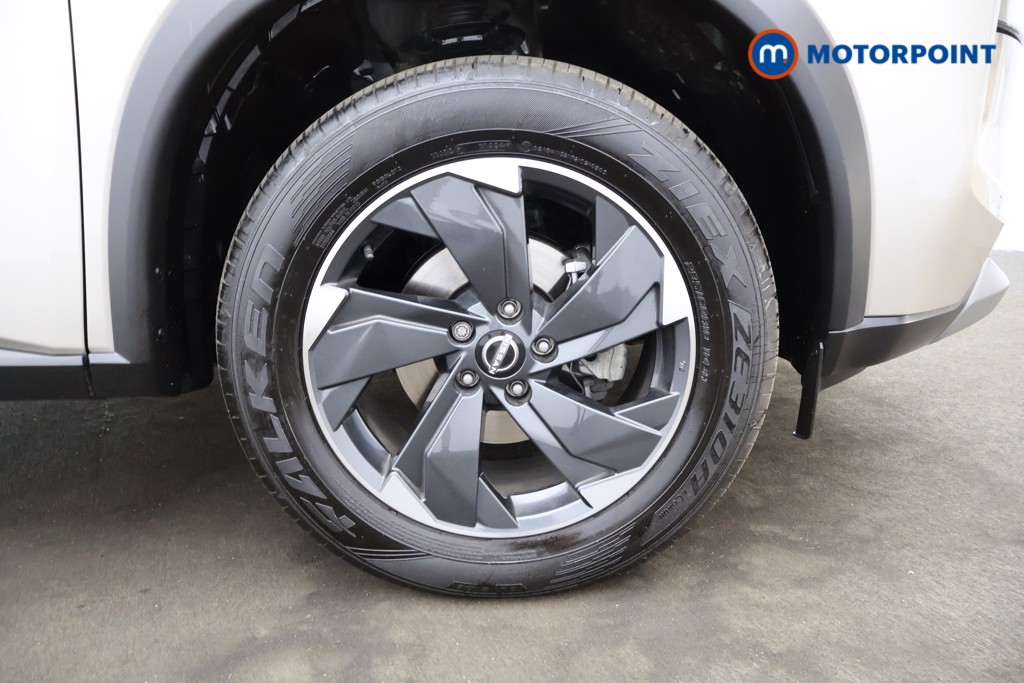 Nissan X-Trail N-Connecta Automatic Petrol-Electric Hybrid SUV - Stock Number (1569968) - 18th supplementary image