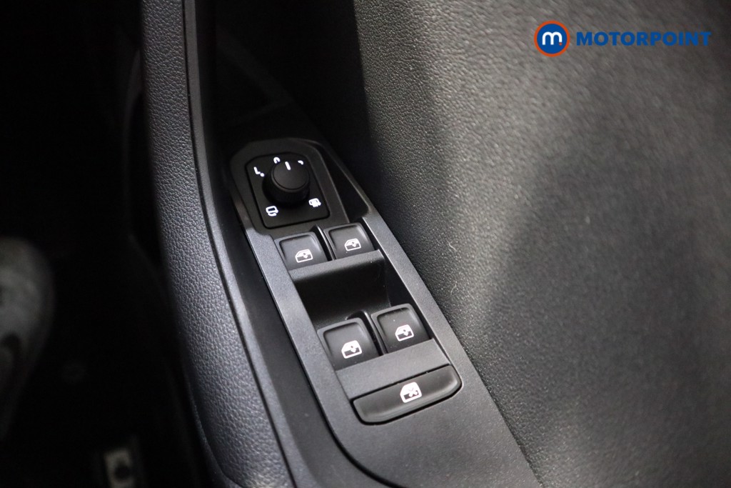 Skoda Karoq Se Drive Manual Petrol SUV - Stock Number (1569976) - 6th supplementary image
