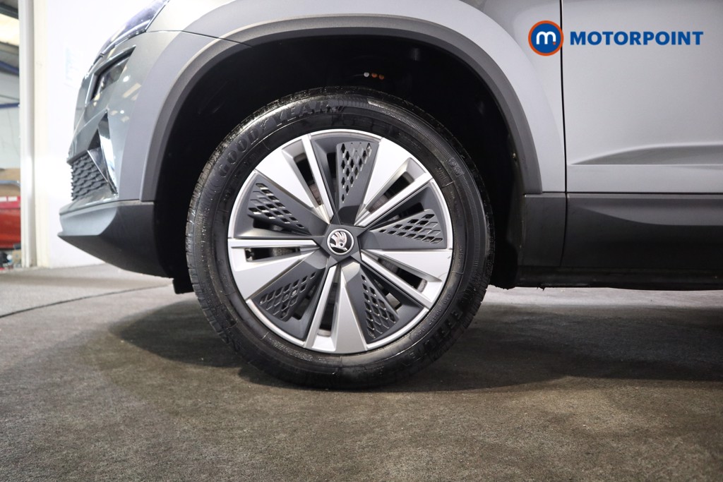 Skoda Karoq Se Drive Manual Petrol SUV - Stock Number (1569976) - 15th supplementary image