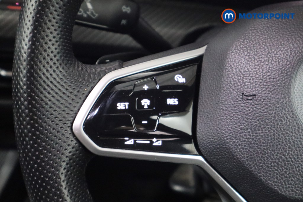 Volkswagen Golf R-Line Automatic Petrol Hatchback - Stock Number (1569984) - 7th supplementary image