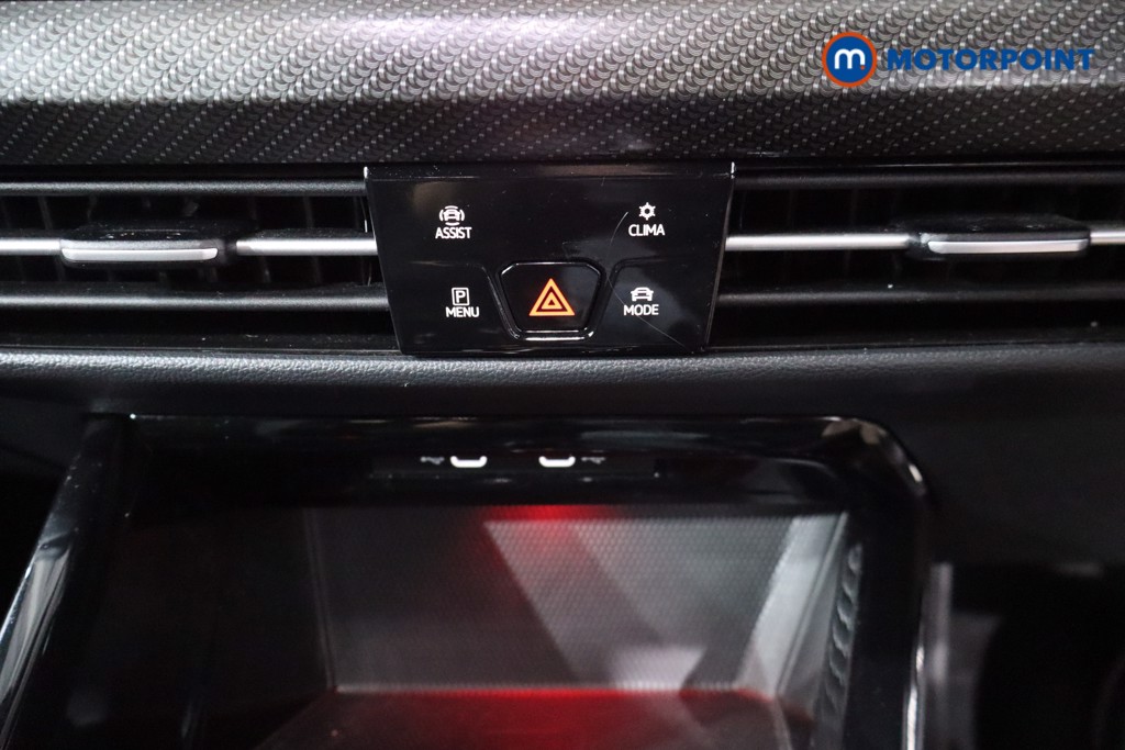 Volkswagen Golf R-Line Automatic Petrol Hatchback - Stock Number (1569984) - 20th supplementary image