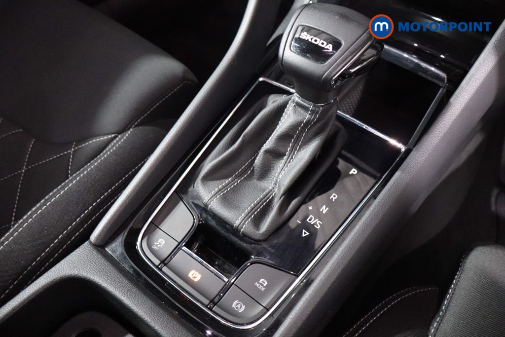 Skoda Karoq Sportline Automatic Petrol SUV - Stock Number (1569997) - 14th supplementary image