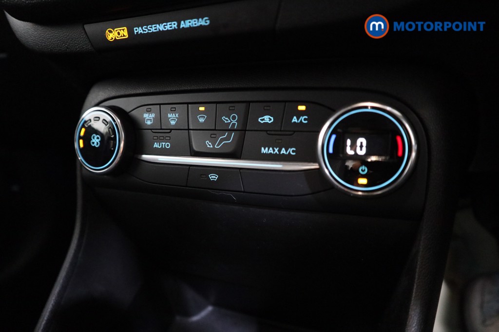 Ford Fiesta Titanium Manual Petrol Hatchback - Stock Number (1570003) - 8th supplementary image