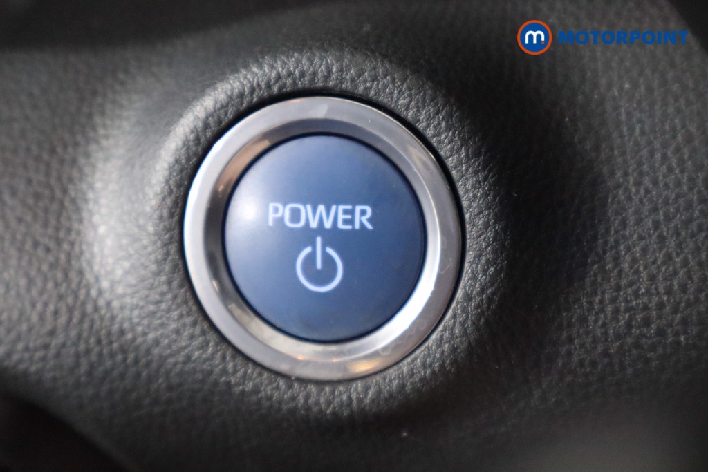 Toyota Yaris Dynamic Automatic Petrol-Electric Hybrid Hatchback - Stock Number (1570014) - 13th supplementary image