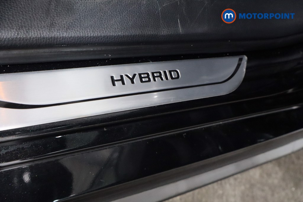 Toyota Yaris Dynamic Automatic Petrol-Electric Hybrid Hatchback - Stock Number (1570014) - 21st supplementary image