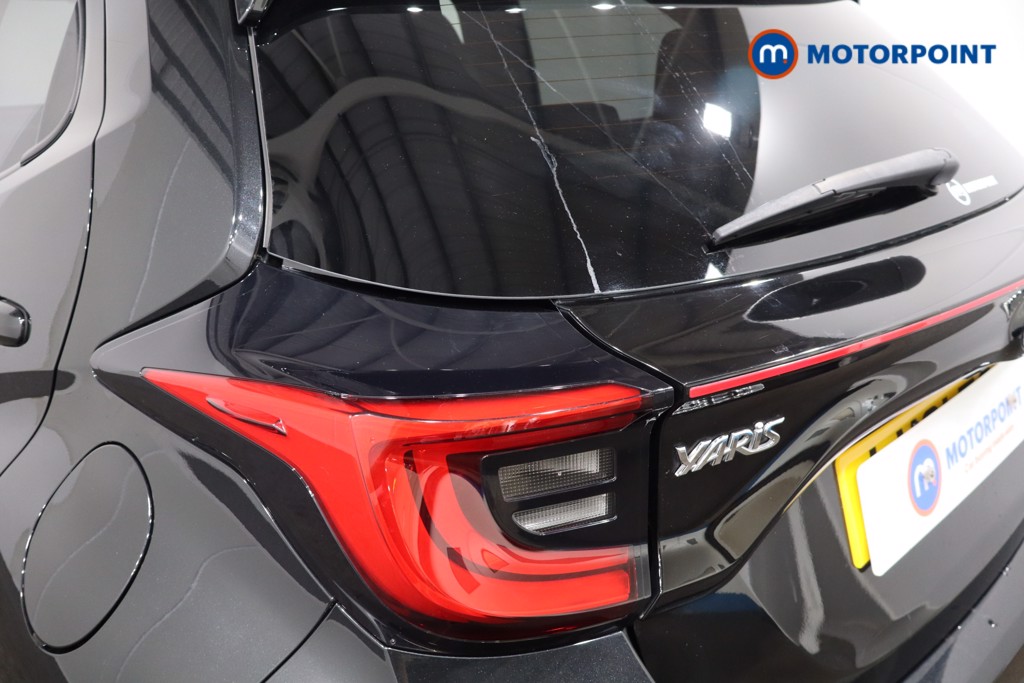 Toyota Yaris Dynamic Automatic Petrol-Electric Hybrid Hatchback - Stock Number (1570014) - 32nd supplementary image