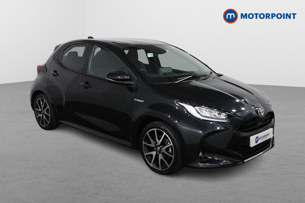 Toyota Yaris Dynamic Automatic Petrol-Electric Hybrid Hatchback - Stock Number (1570014) - Drivers side front corner