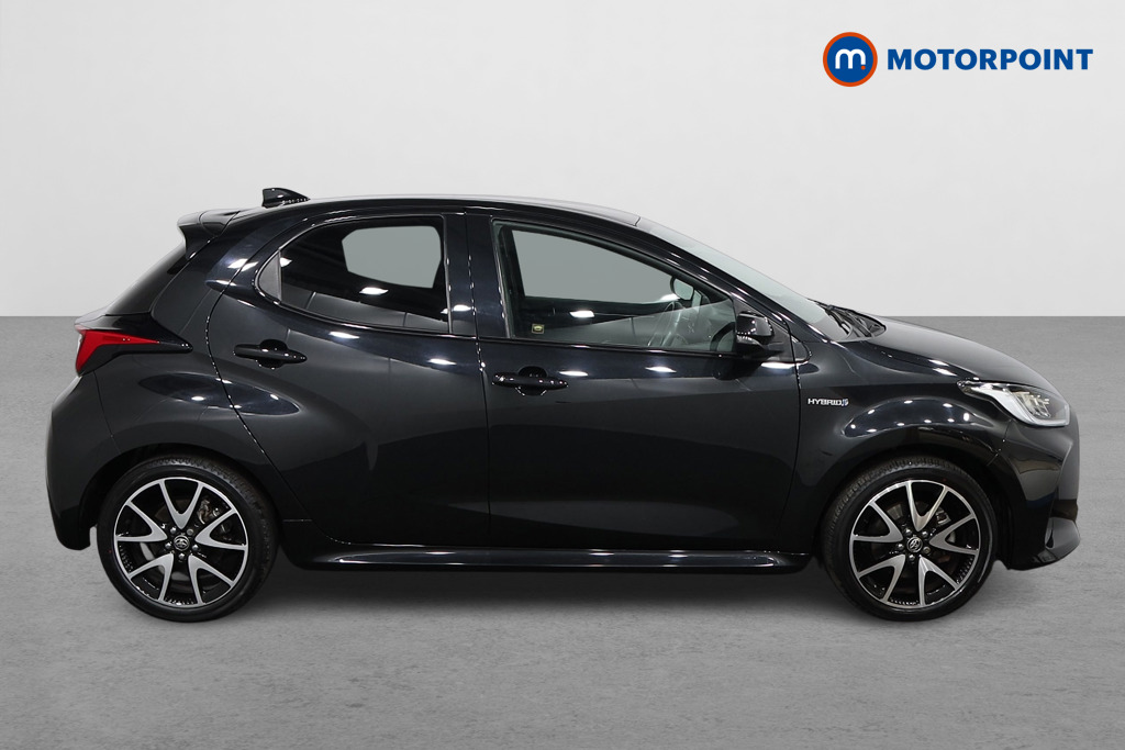 Toyota Yaris Dynamic Automatic Petrol-Electric Hybrid Hatchback - Stock Number (1570014) - Drivers side