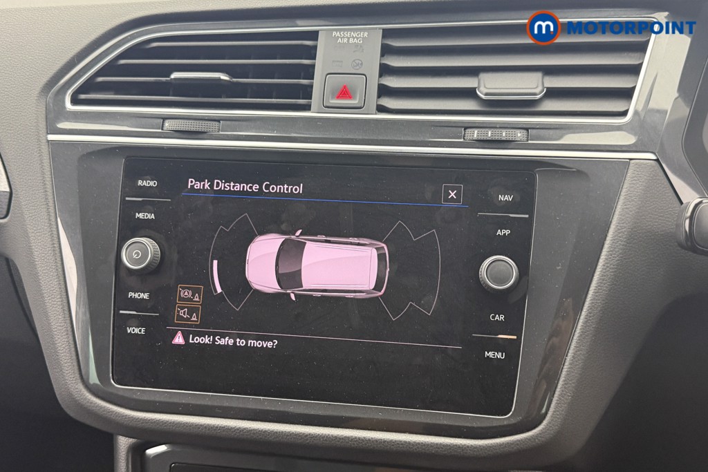 Volkswagen Tiguan Life Manual Petrol SUV - Stock Number (1570139) - 9th supplementary image