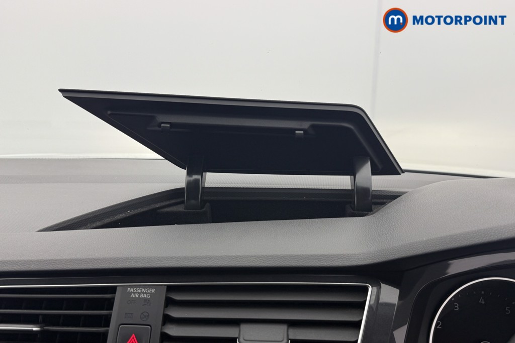 Volkswagen Tiguan Life Manual Petrol SUV - Stock Number (1570139) - 10th supplementary image