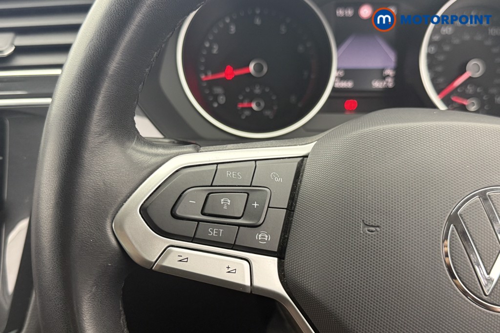 Volkswagen Tiguan Life Manual Petrol SUV - Stock Number (1570139) - 11th supplementary image