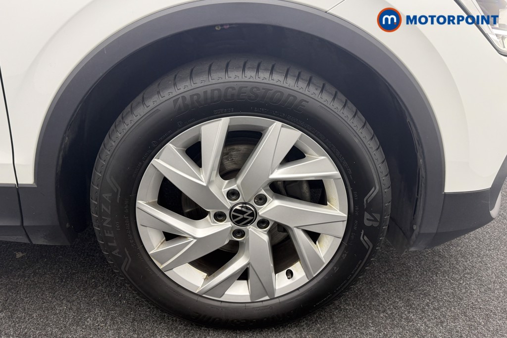 Volkswagen Tiguan Life Manual Petrol SUV - Stock Number (1570139) - 28th supplementary image