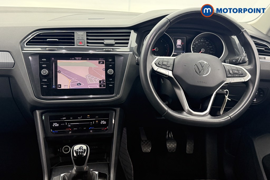 Volkswagen Tiguan Life Manual Petrol SUV - Stock Number (1570139) - 1st supplementary image