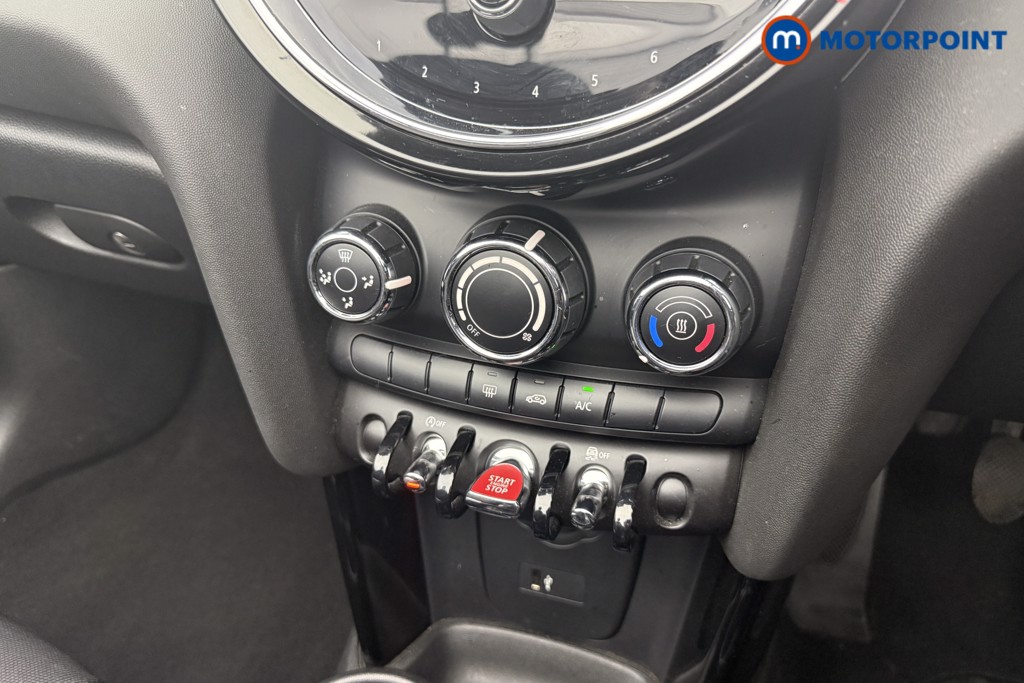 Mini Convertible Cooper Classic Manual Petrol Convertible - Stock Number (1570140) - 4th supplementary image