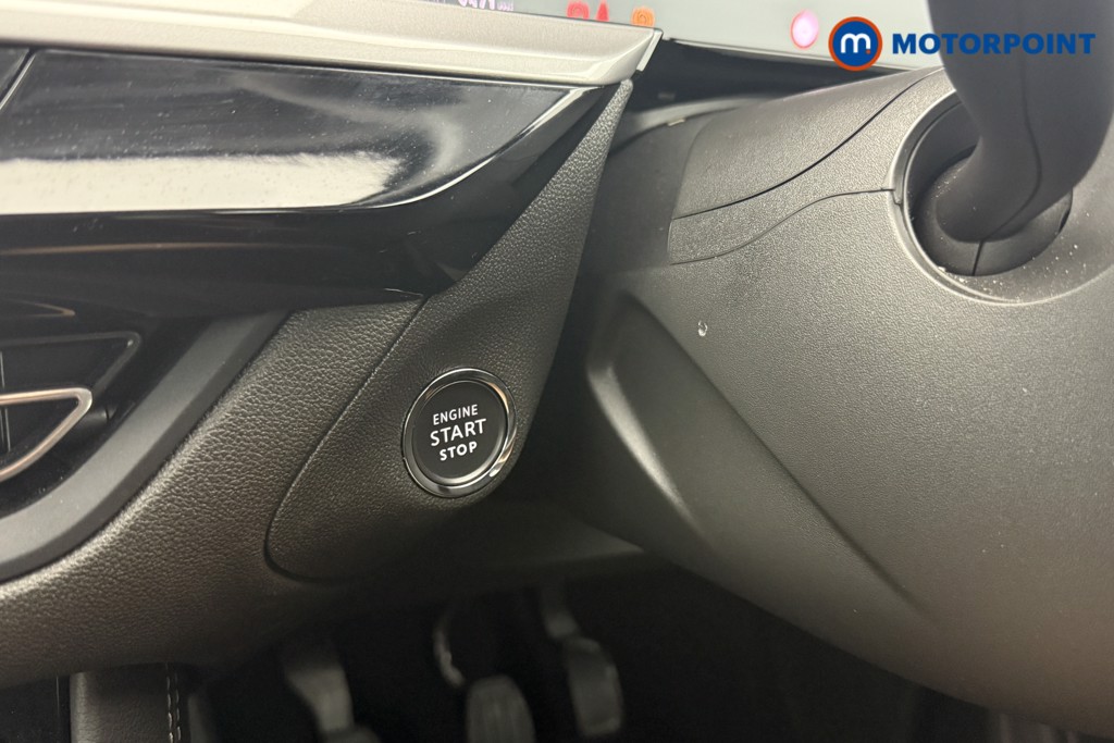Vauxhall Grandland Ultimate Manual Petrol SUV - Stock Number (1570328) - 10th supplementary image
