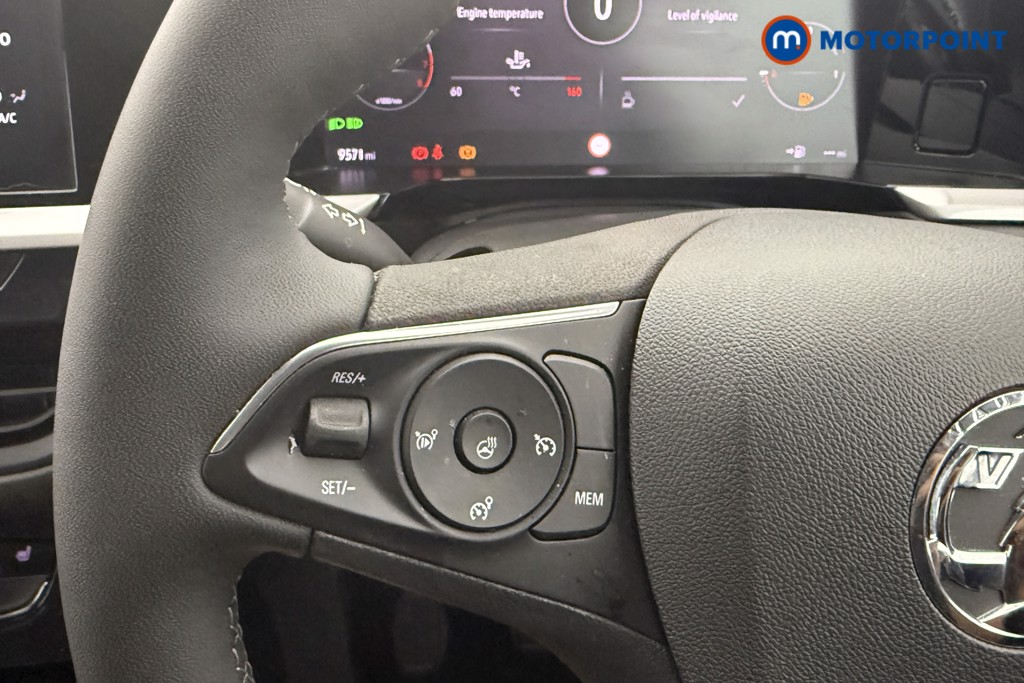 Vauxhall Grandland Ultimate Manual Petrol SUV - Stock Number (1570328) - 11th supplementary image