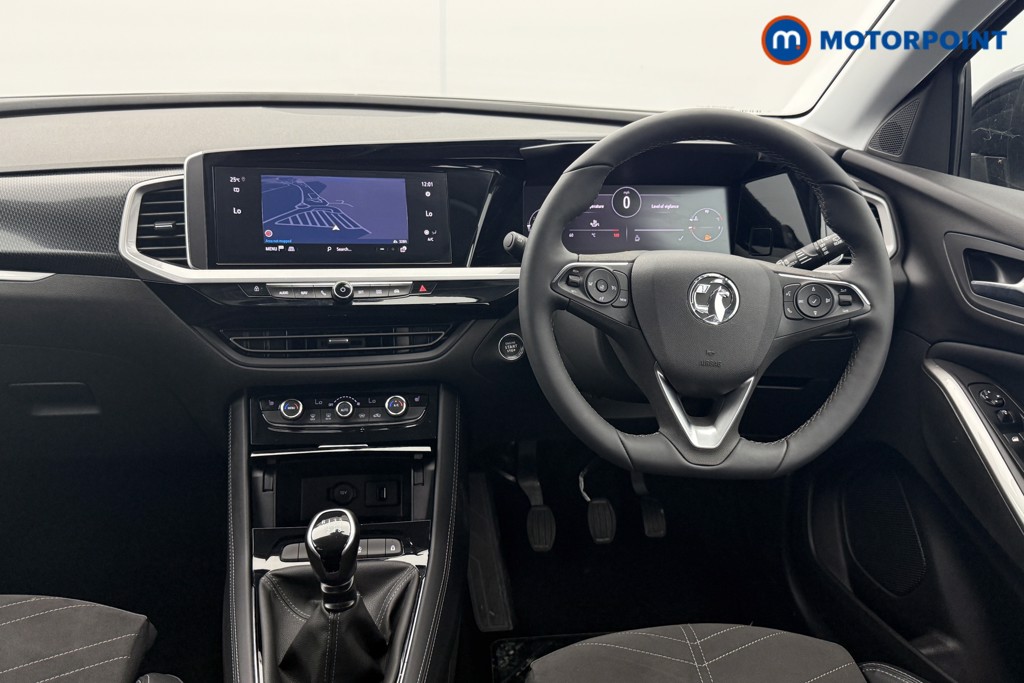 Vauxhall Grandland Ultimate Manual Petrol SUV - Stock Number (1570328) - 1st supplementary image
