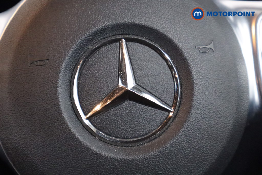 Mercedes-Benz GLA Amg Line Automatic Petrol SUV - Stock Number (1570844) - 15th supplementary image