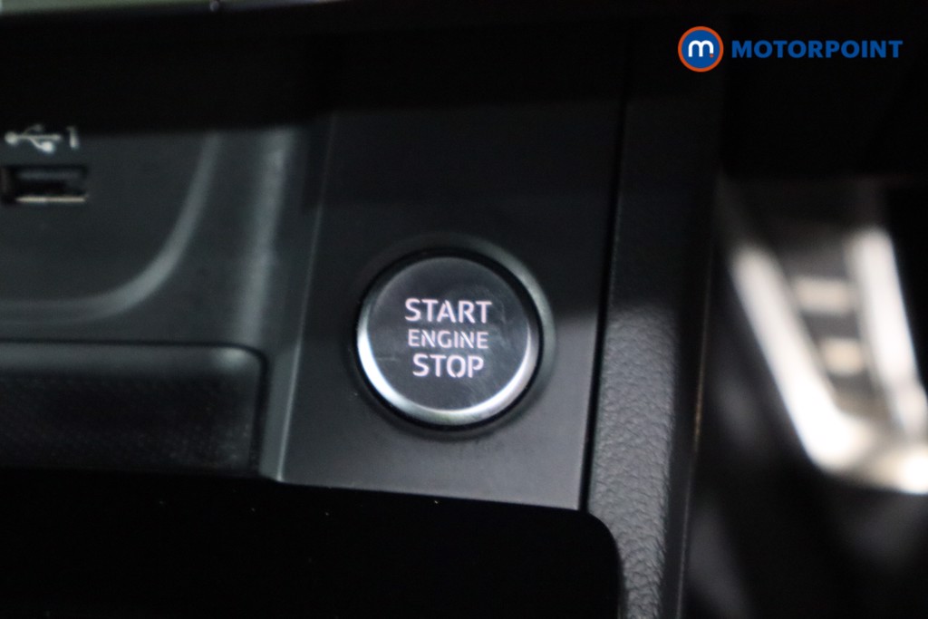 Audi A4 Black Edition Automatic Petrol Estate - Stock Number (1570968) - 15th supplementary image