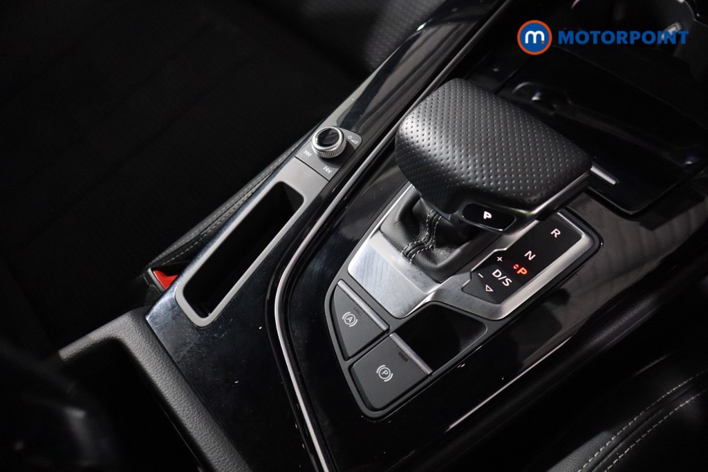Audi A4 Black Edition Automatic Petrol Estate - Stock Number (1570968) - 18th supplementary image