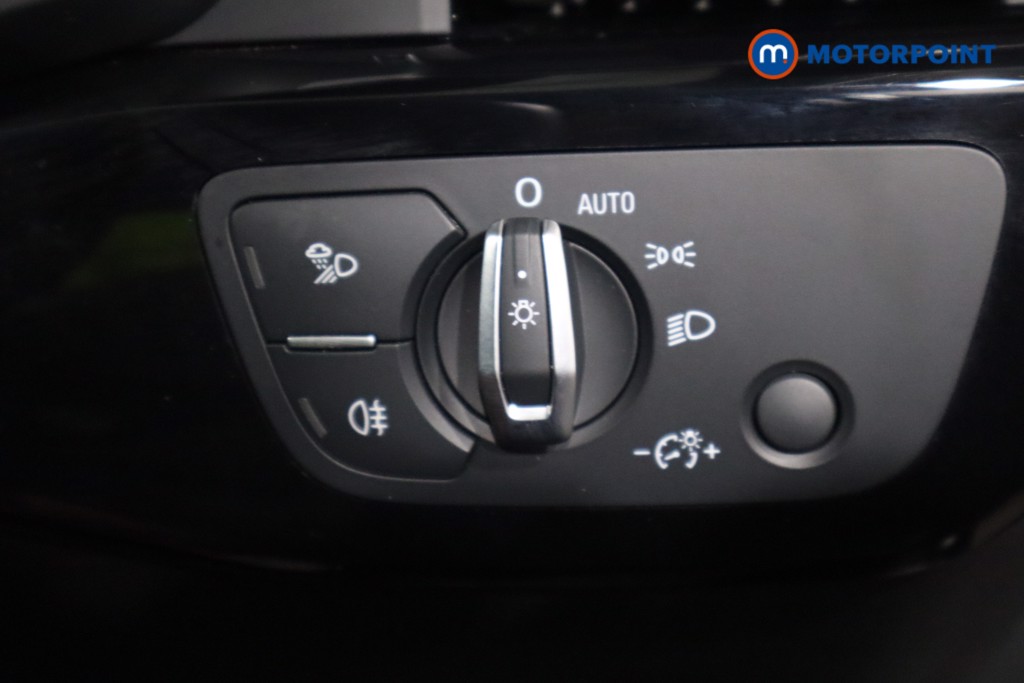Audi A4 Black Edition Automatic Petrol Estate - Stock Number (1570968) - 21st supplementary image