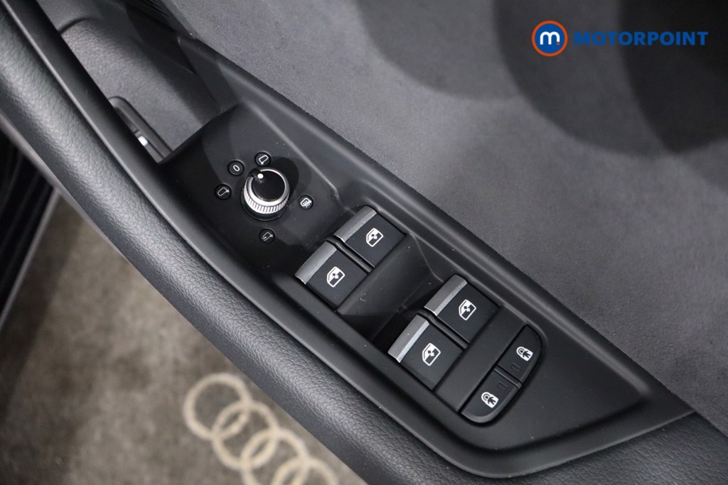 Audi A4 Black Edition Automatic Petrol Estate - Stock Number (1570968) - 23rd supplementary image