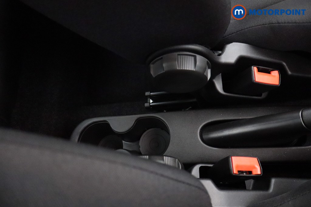 Fiat 500 1.0 Mild Hybrid 3Dr Manual Petrol-Electric Hybrid Hatchback - Stock Number (1571049) - 7th supplementary image