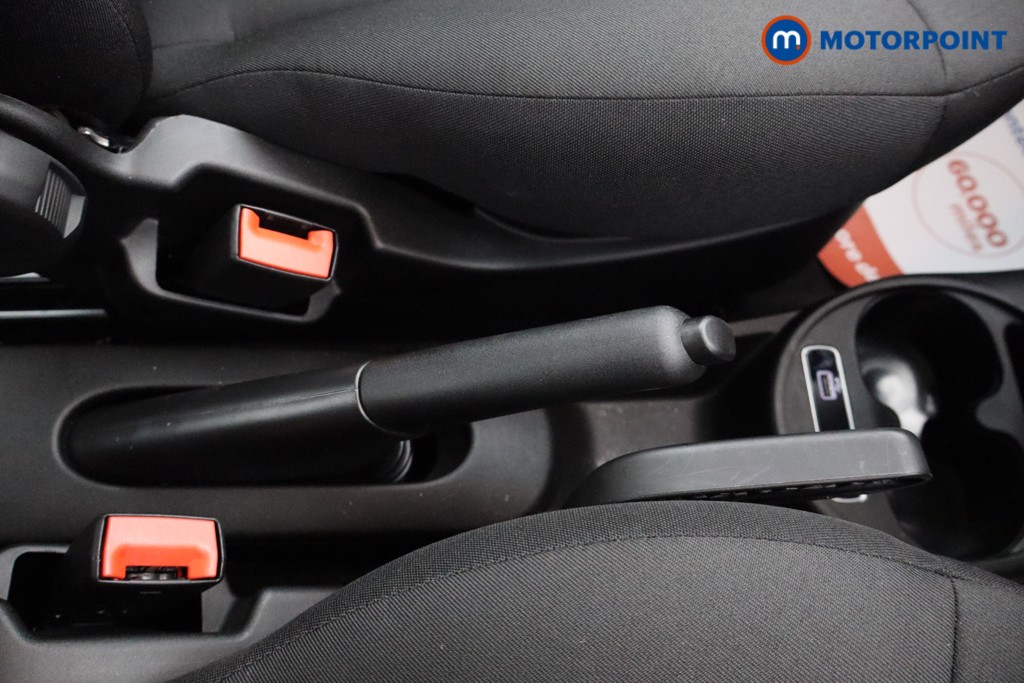 Fiat 500 1.0 Mild Hybrid 3Dr Manual Petrol-Electric Hybrid Hatchback - Stock Number (1571049) - 8th supplementary image