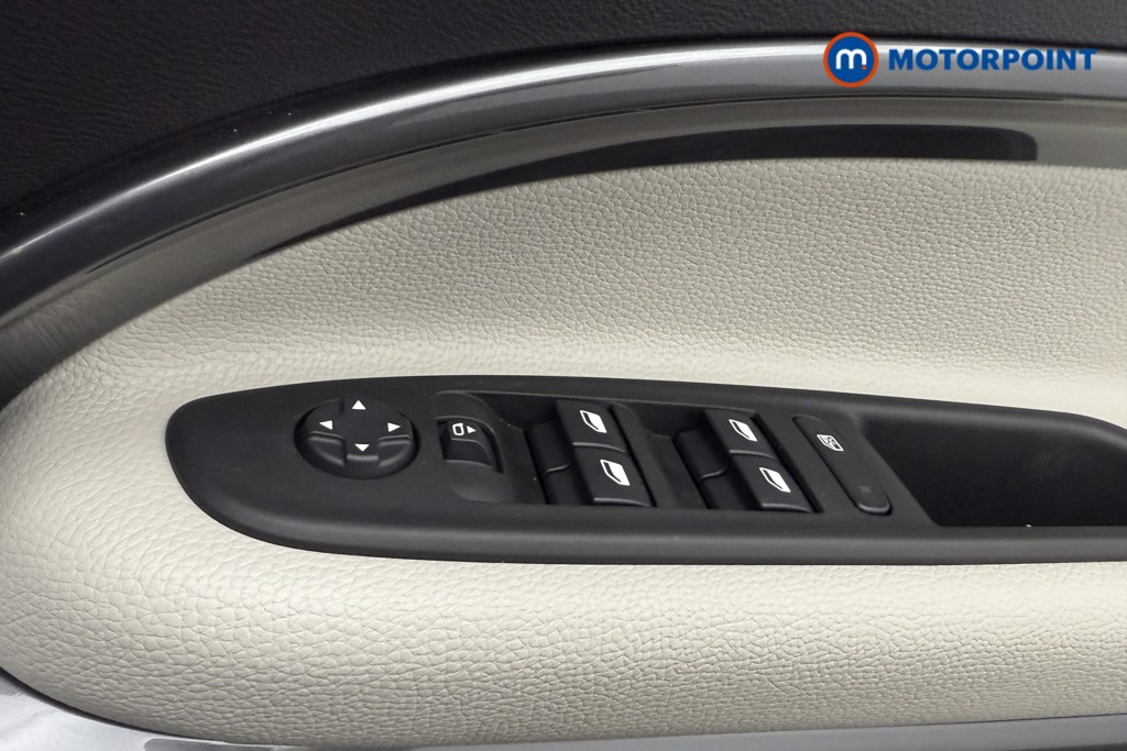 Fiat 600 La Prima Automatic Petrol-Electric Hybrid SUV - Stock Number (1571138) - 16th supplementary image