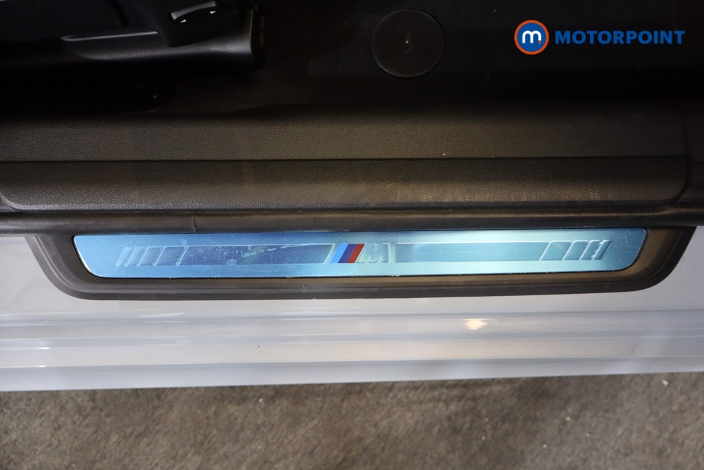 BMW 3 Series M Sport Automatic Petrol Plug-In Hybrid Saloon - Stock Number (1571191) - 19th supplementary image