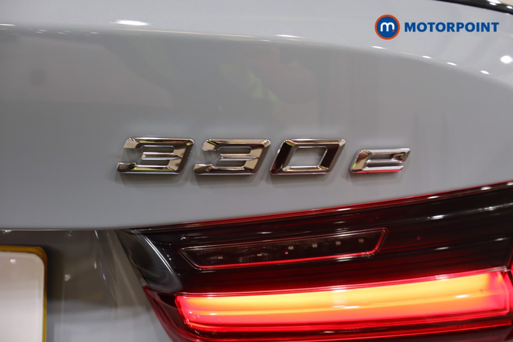 BMW 3 Series M Sport Automatic Petrol Plug-In Hybrid Saloon - Stock Number (1571191) - 33rd supplementary image