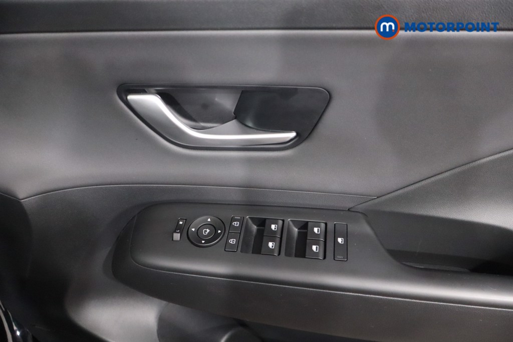 Hyundai Kona Ultimate Automatic Petrol-Electric Hybrid SUV - Stock Number (1571524) - 25th supplementary image
