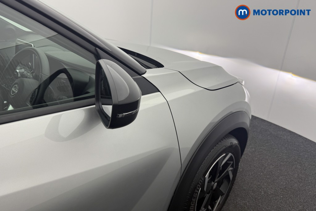 Nissan Juke N-Connecta Automatic Petrol SUV - Stock Number (1545554) - 14th supplementary image